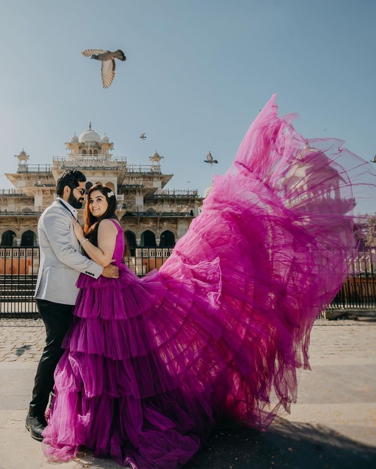 Rent Pre-Wedding Shoot Dresses Under ₹2000 in Nichibagh, Varanasi – By Rental Dresses and Studio