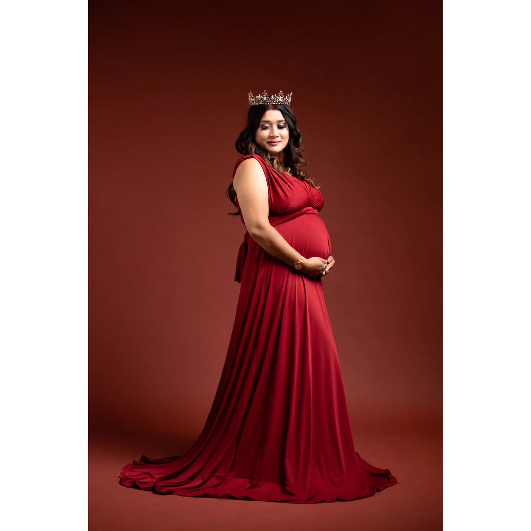 best maternity shoot under 5000 in lucknow rajajipuram by rental dresses and studio
